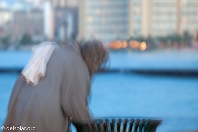 Canon EOS 5D Mark II  --  188 mm  --  EF70-200mm f/4L USM  