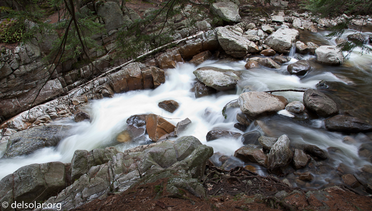 Canon EOS 5D Mark II  --  24 mm  --  EF24-105mm f/4L IS USM  