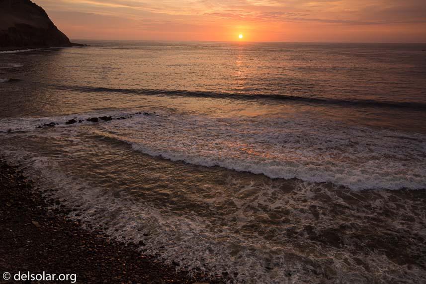 Canon EOS 5D Mark III  --  25 mm  --  EF16-35mm f/4L IS USM  