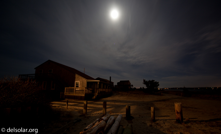 Canon EOS 5D Mark II  --  13 mm  --  12-24mm  