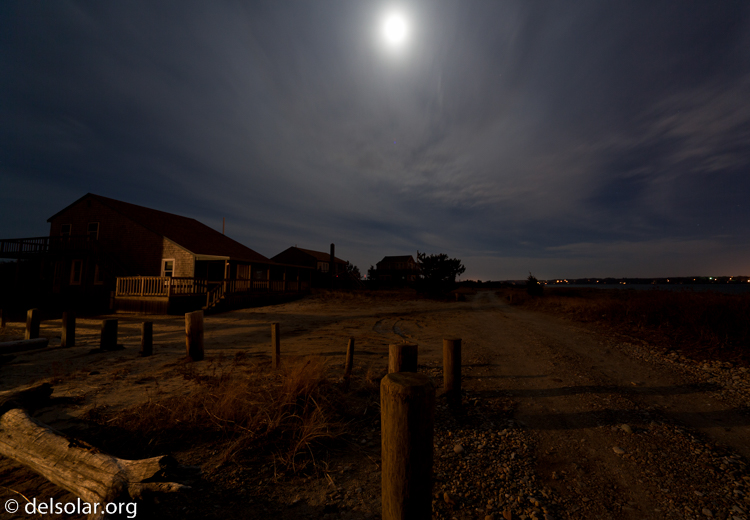 Canon EOS 5D Mark II  --  13 mm  --  12-24mm  