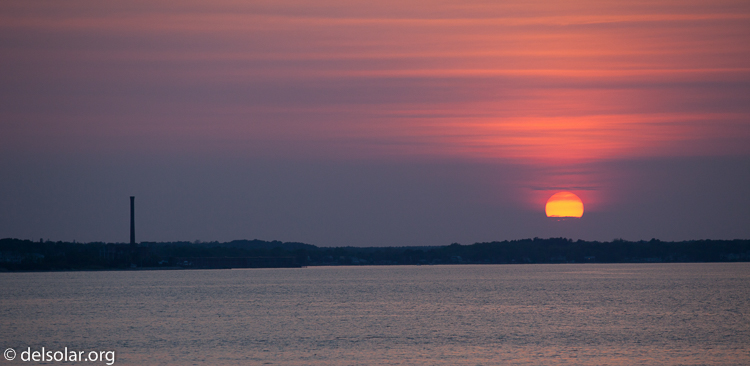 Canon EOS 5D Mark II  --  200 mm  --  EF70-200mm f/4L USM  