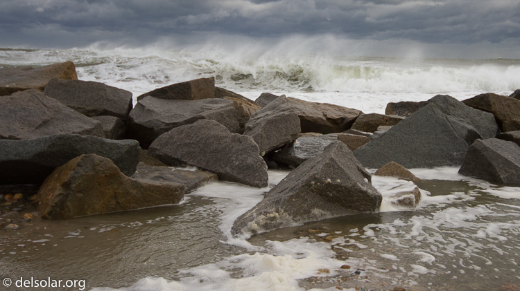 Canon EOS 7D  --  21 mm  --  12-24mm  