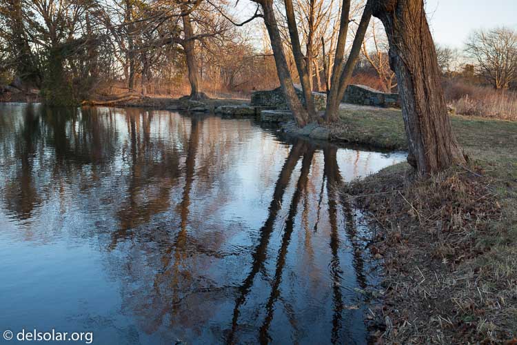 Canon EOS 5D Mark III  --  30 mm  --  EF16-35mm f/4L IS USM  