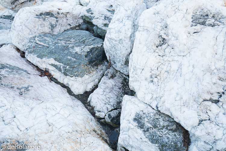 Canon EOS 5D Mark III  --  35 mm  --  EF16-35mm f/4L IS USM  