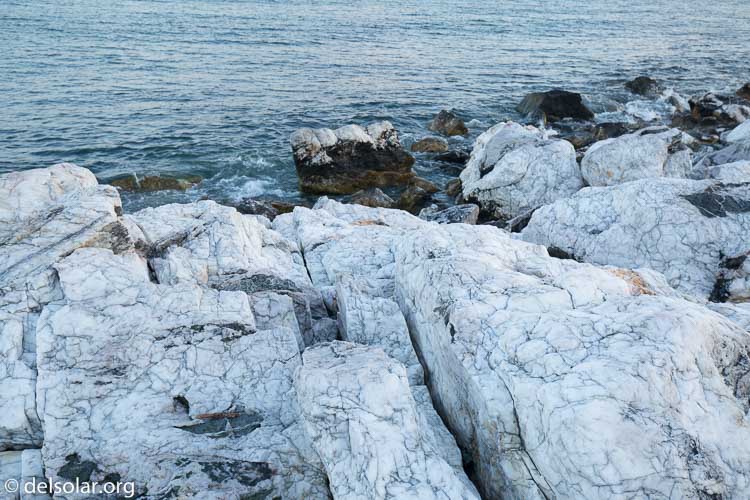 Canon EOS 5D Mark III  --  35 mm  --  EF16-35mm f/4L IS USM  