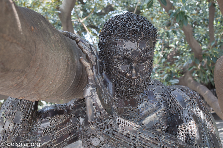 Canon EOS 5D Mark III  --  40 mm  --  EF40mm f/2.8 STM  