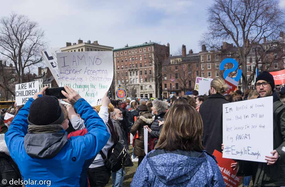 ILCE-6000  --  16 mm  --  E PZ 16-50mm F3.5-5.6 OSS  