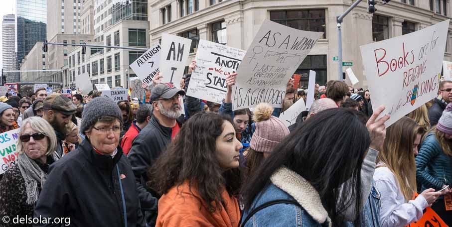 ILCE-6000  --  16 mm  --  E PZ 16-50mm F3.5-5.6 OSS  