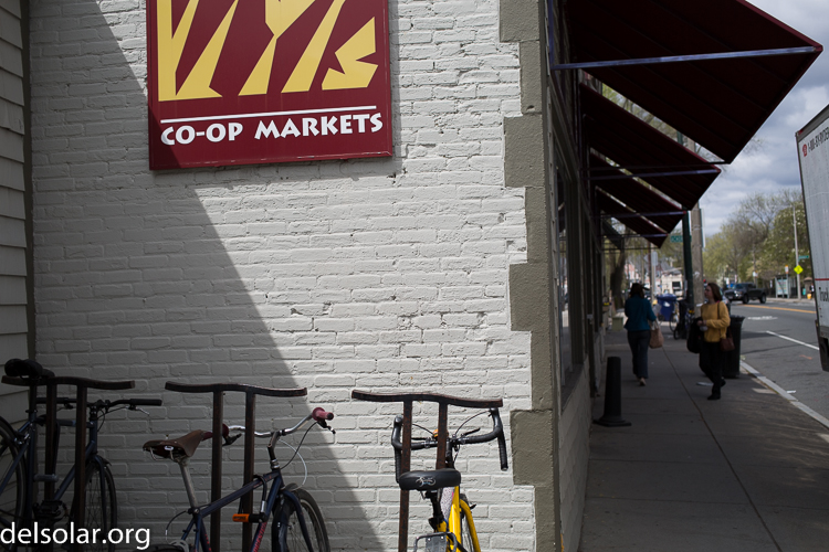 Canon EOS 5D Mark III  --  40 mm  --  EF40mm f/2.8 STM  