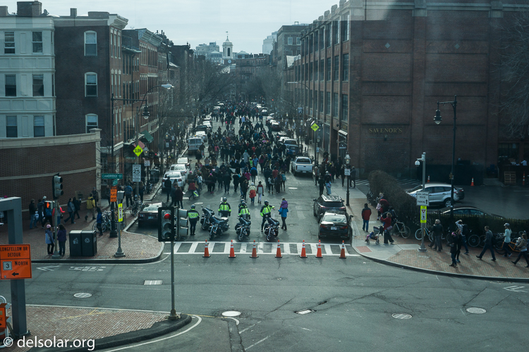 ILCE-6000  --  35 mm  --  E 35mm F1.8 OSS  