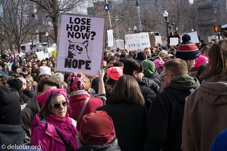 ILCE-6000  --  35 mm  --  E 35mm F1.8 OSS  