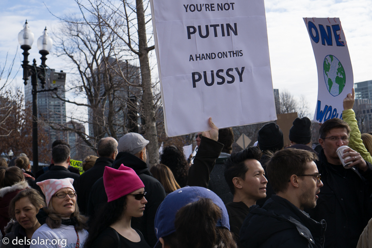 ILCE-6000  --  35 mm  --  E 35mm F1.8 OSS  