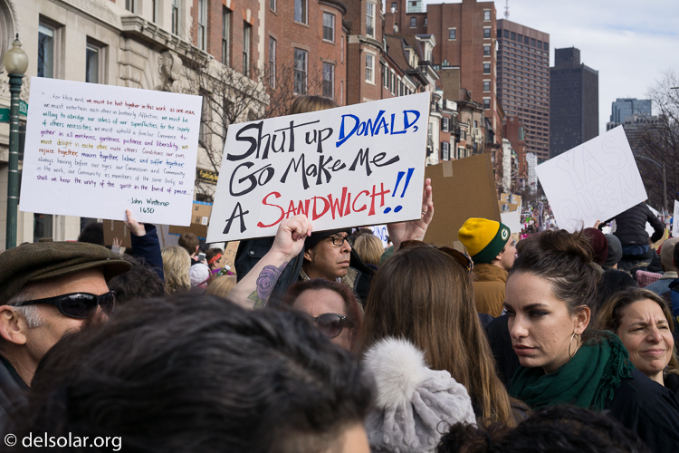 ILCE-6000  --  35 mm  --  E 35mm F1.8 OSS  