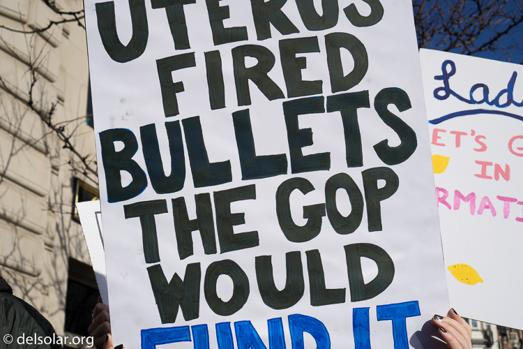 ILCE-6000  --  35 mm  --  E 35mm F1.8 OSS  