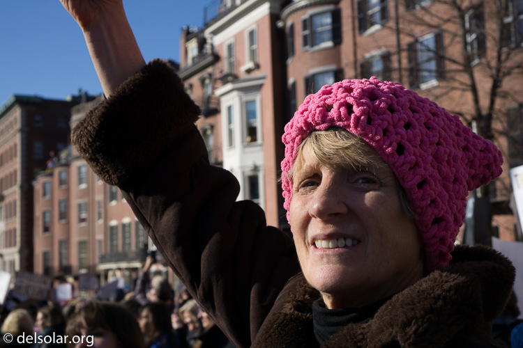 ILCE-6000  --  35 mm  --  E 35mm F1.8 OSS  