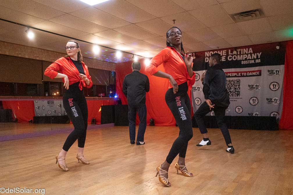 RICOH GR III  --  GR LENS 18.3mm F2.8 -- 1/1000 sec at f / 2.8 -- ISO 6400 -- 0 EV -- 