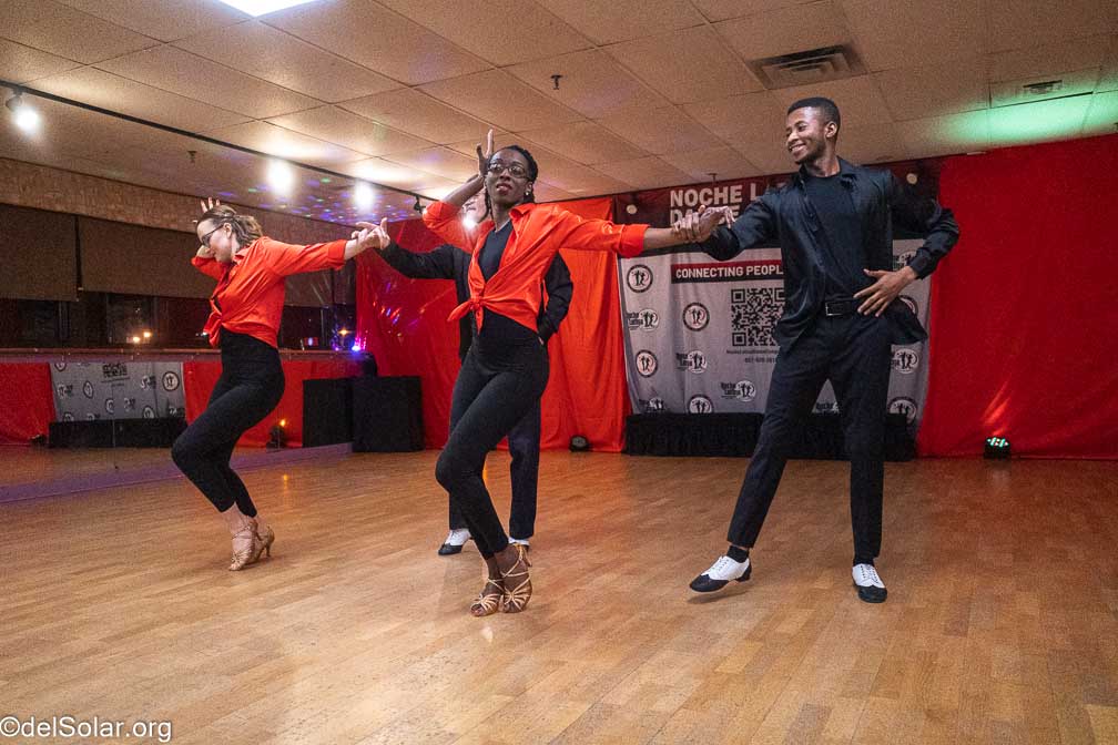 RICOH GR III  --  GR LENS 18.3mm F2.8 -- 1/1000 sec at f / 2.8 -- ISO 6400 -- 0 EV -- 