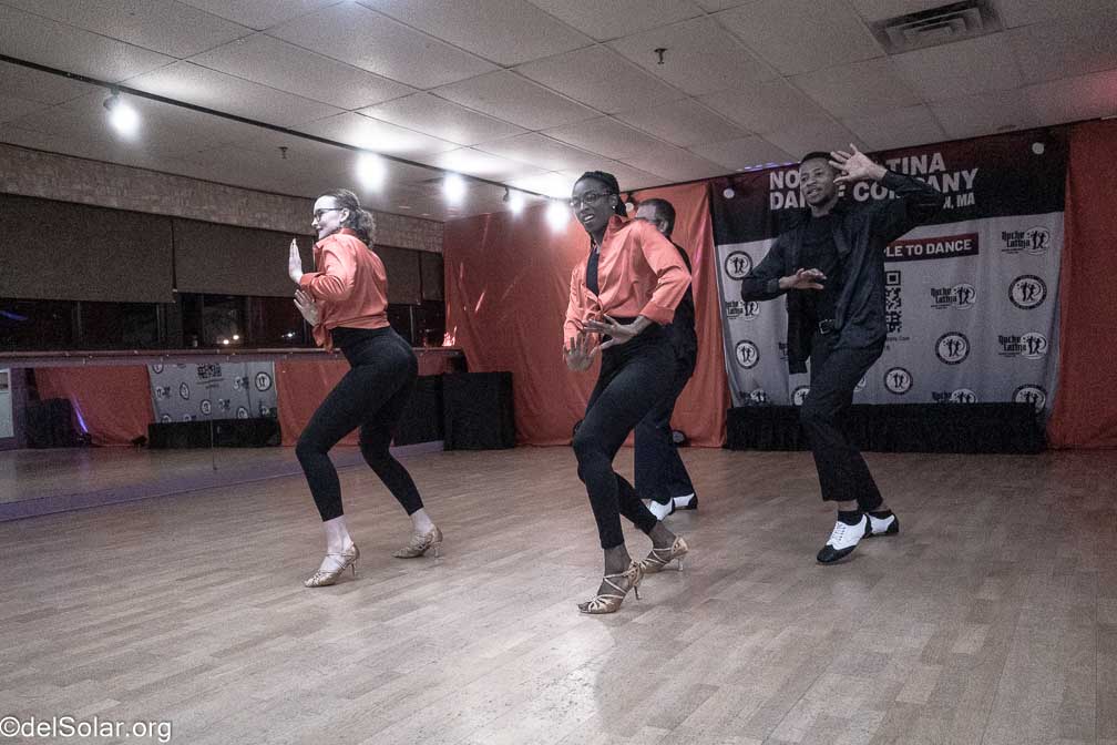 RICOH GR III  --  GR LENS 18.3mm F2.8 -- 1/1000 sec at f / 2.8 -- ISO 6400 -- 0 EV -- 