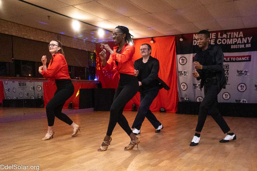 RICOH GR III  --  GR LENS 18.3mm F2.8 -- 1/1000 sec at f / 2.8 -- ISO 6400 -- 0 EV -- 