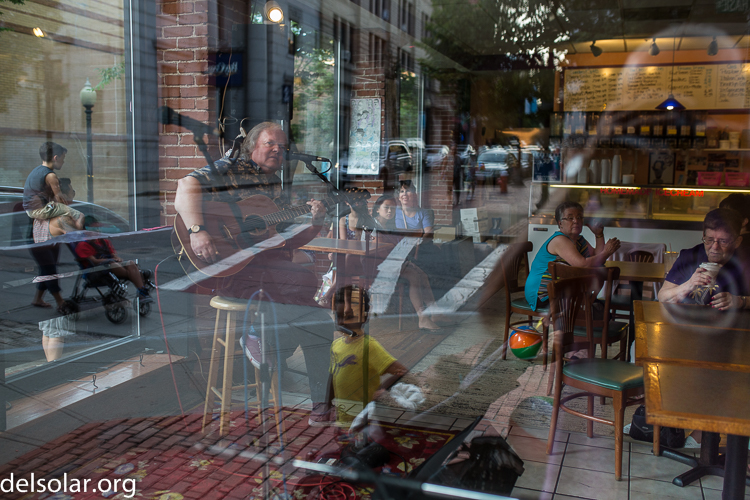 Canon EOS 5D Mark III  --  35 mm  --  35mm  