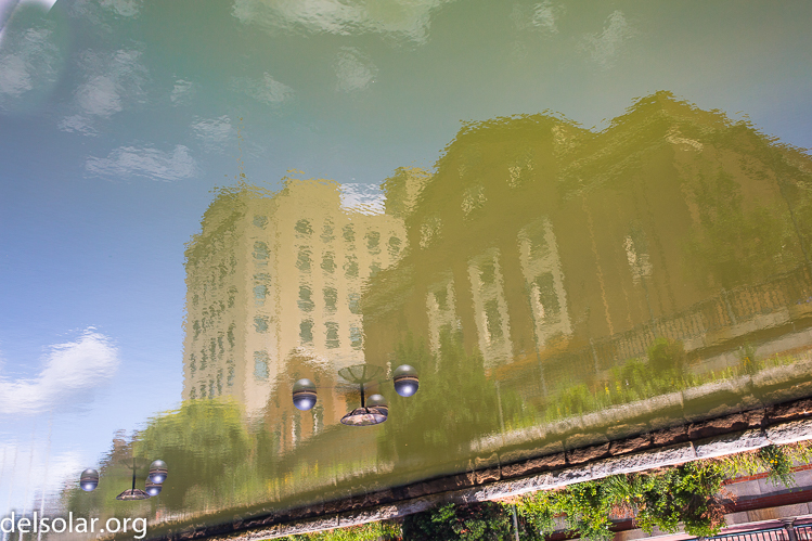 Canon EOS 5D Mark III  --  35 mm  --  35mm  