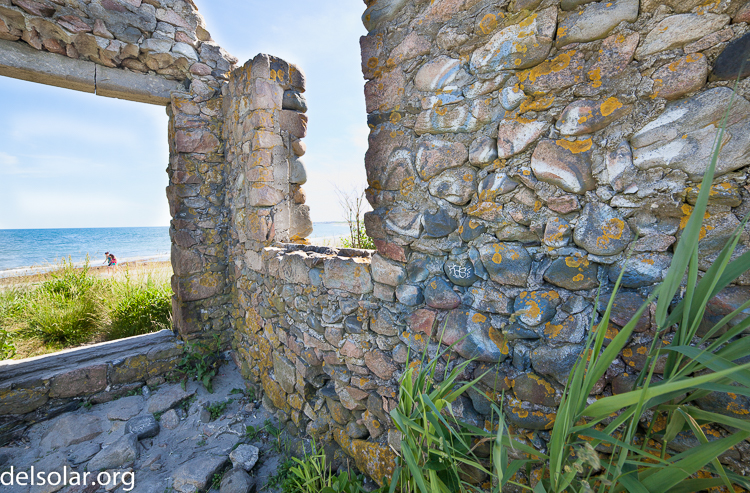 Canon EOS 5D Mark II  --  14 mm  --  14-14mm  