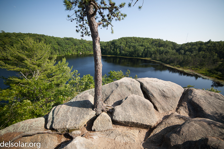 Canon EOS 5D Mark II  --  14 mm  --  14-14mm  