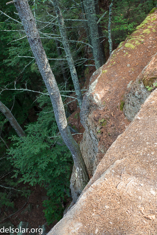 Canon EOS 5D Mark II  --  38 mm  --  EF17-40mm f/4L USM  