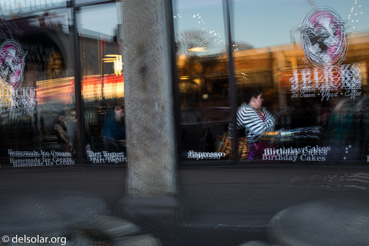 Canon EOS 5D Mark III  --  40 mm  --  EF40mm f/2.8 STM  