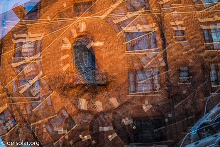 Canon EOS 5D Mark III  --  40 mm  --  EF40mm f/2.8 STM  