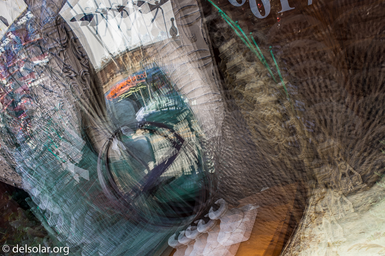 Canon EOS 5D Mark III  --  40 mm  --  EF40mm f/2.8 STM  