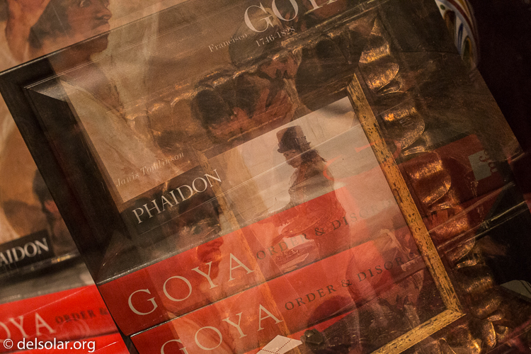 Canon EOS 5D Mark III  --  40 mm  --  EF40mm f/2.8 STM  