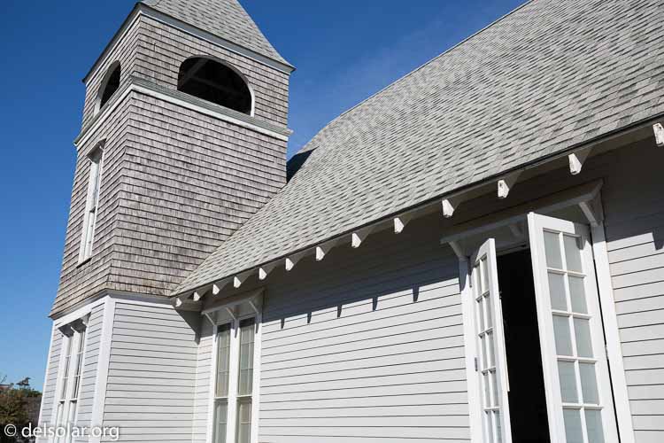 Canon EOS 5D Mark III  --  35 mm  --  EF16-35mm f/4L IS USM  