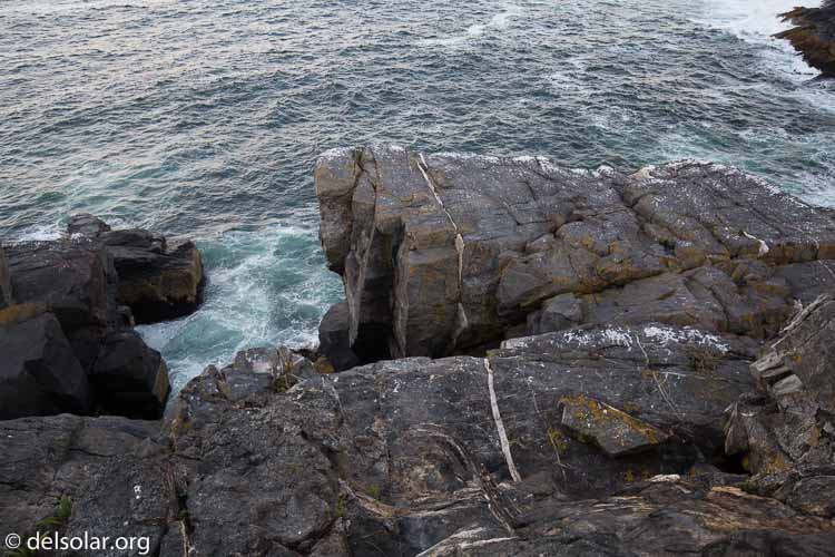 Canon EOS 5D Mark III  --  25 mm  --  EF16-35mm f/4L IS USM  