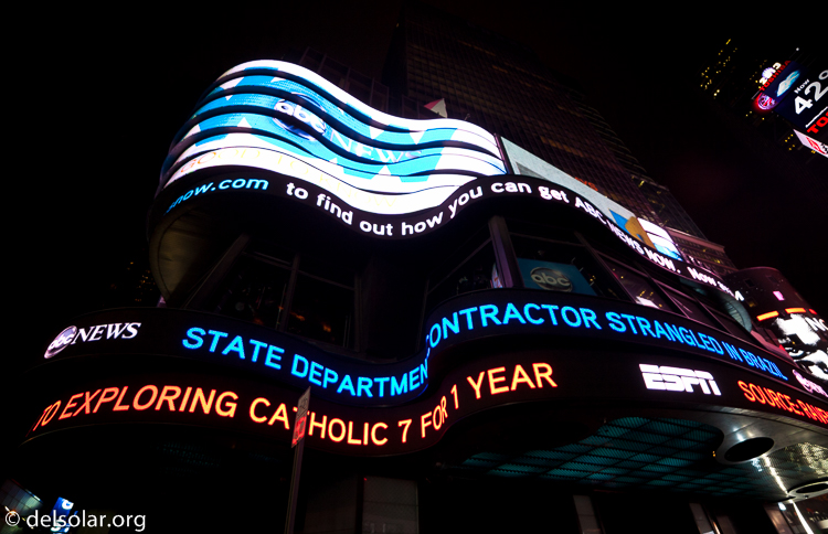 Canon EOS 5D Mark II  --  50 mm  --    