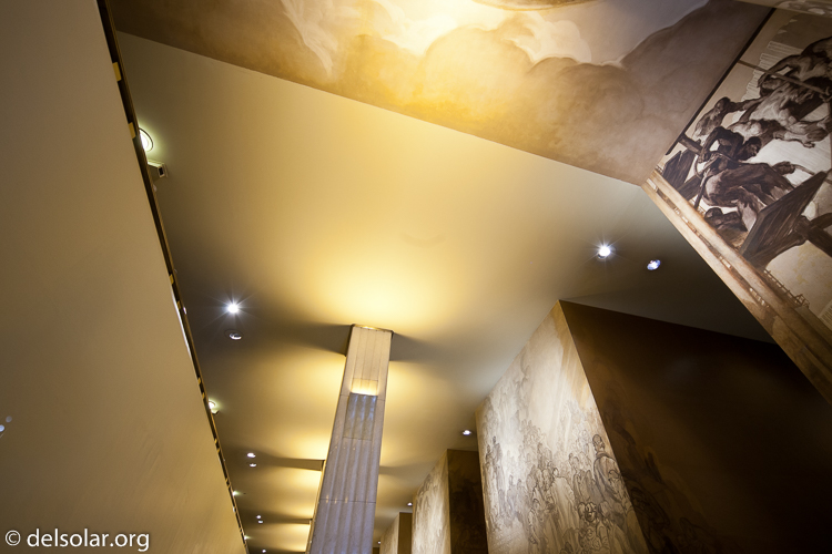 Canon EOS 5D Mark II  --  13 mm  --  12-24mm  