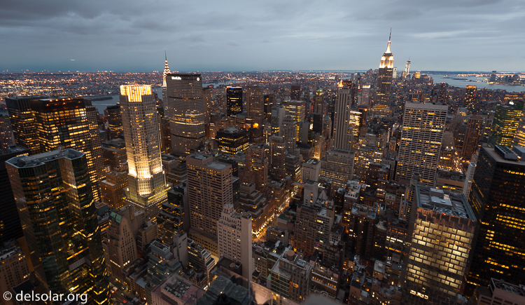 Canon EOS 5D Mark II  --  17 mm  --  12-24mm  