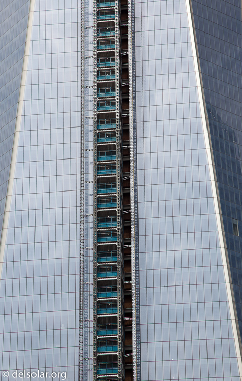 Canon EOS 5D Mark II  --  105 mm  --  EF24-105mm f/4L IS USM  