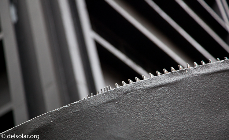 Canon EOS 5D Mark II  --  105 mm  --  EF24-105mm f/4L IS USM  