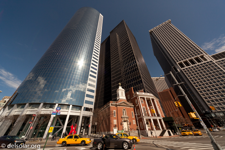 Canon EOS 5D Mark II  --  12 mm  --  12-24mm  