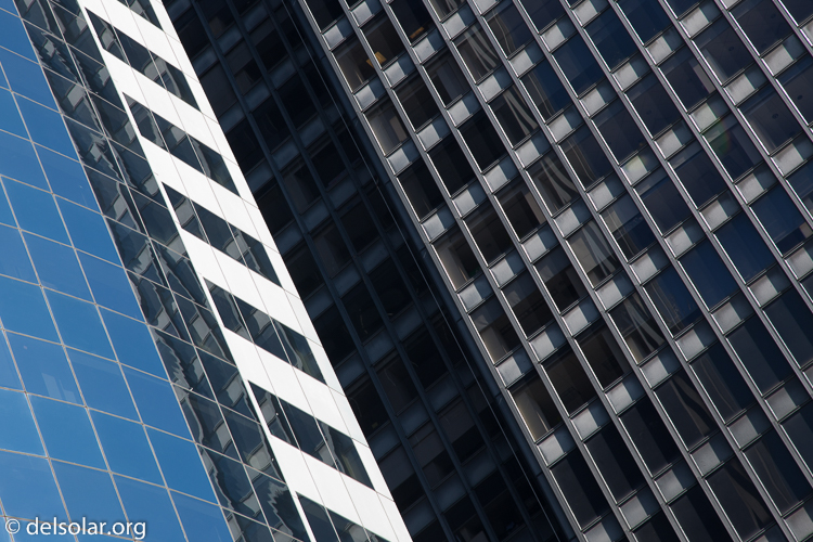 Canon EOS 5D Mark II  --  105 mm  --  EF24-105mm f/4L IS USM  