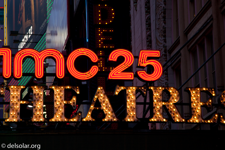 Canon EOS 5D Mark II  --  105 mm  --  EF24-105mm f/4L IS USM  