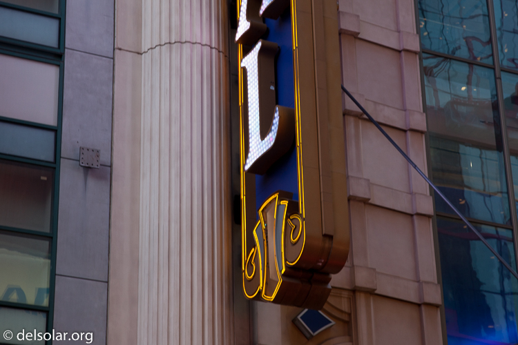 Canon EOS 5D Mark II  --  82 mm  --  EF24-105mm f/4L IS USM  