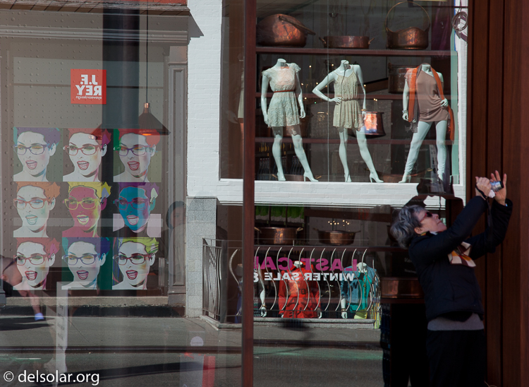 Canon EOS 5D Mark II  --  105 mm  --  EF24-105mm f/4L IS USM  