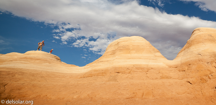 Canon EOS 5D Mark II  --  14 mm  --  14-14mm  