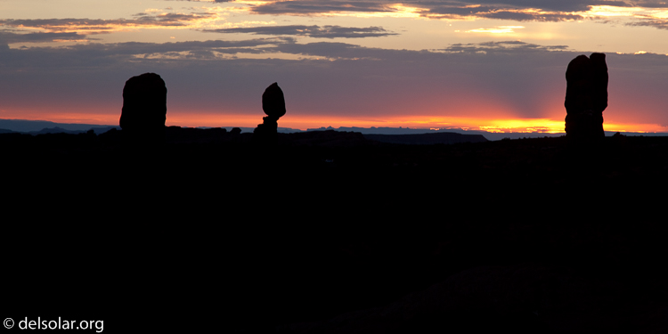 Canon EOS 5D Mark II  --  105 mm  --  EF24-105mm f/4L IS USM  