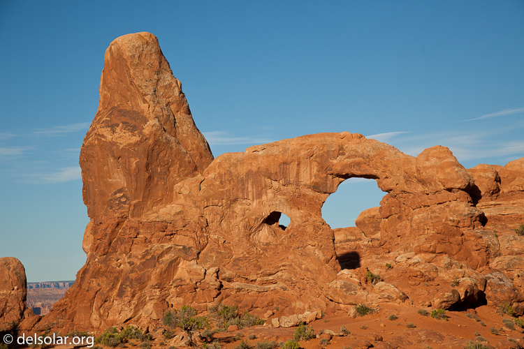 Canon EOS 5D Mark II  --  70 mm  --  EF24-105mm f/4L IS USM  