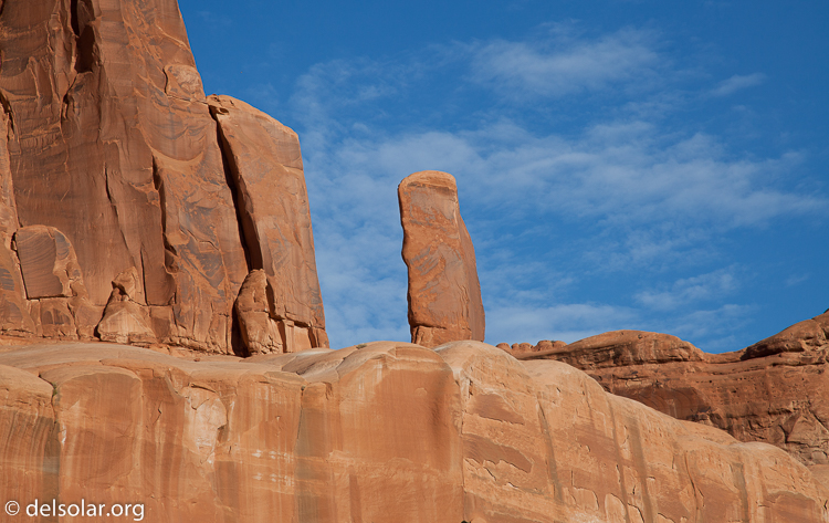 Canon EOS 5D Mark II  --  105 mm  --  EF24-105mm f/4L IS USM  