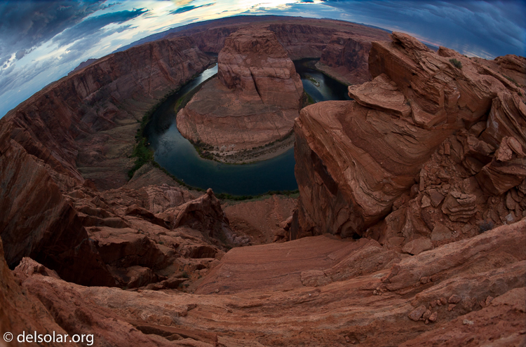 Canon EOS 5D Mark II  --  8 mm  --  8-8mm  